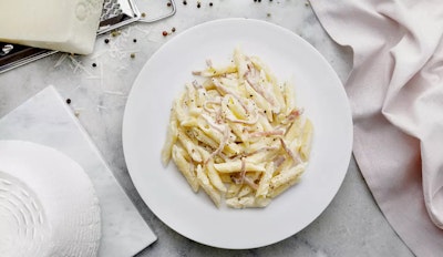 R039 a9-penne-con-speck-e-ricotta