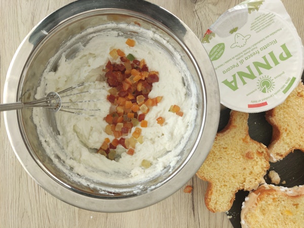 mini-colombe-con-ricotta.webp