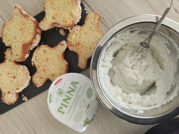 mini-colombe-con-ricotta.webp