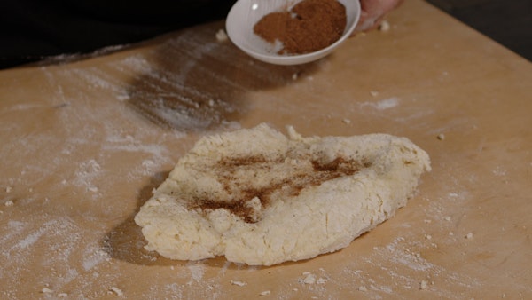 gnocchi-di-patate-e-pecorino-al-tartufo.webp