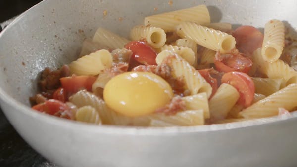 pasta-alla-zozzona-7.webp