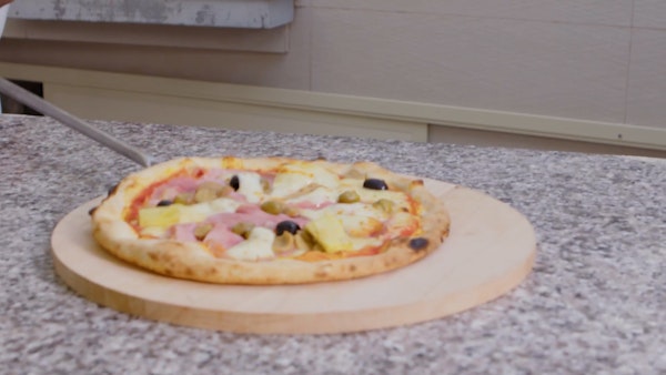 04pizzacapricciosa_27.jpg