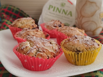 Muffin con Gocce di Cioccolato e Ricotta