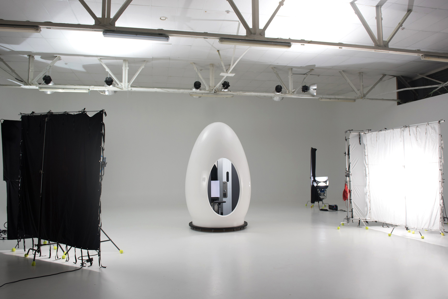The egg-shaped face scanner from Wolf3D Wolf3D's high-quality 3D face scanner