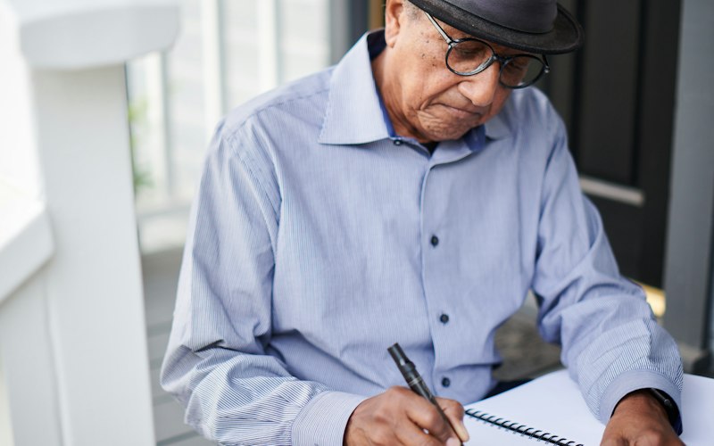 Floyd Norman sketching