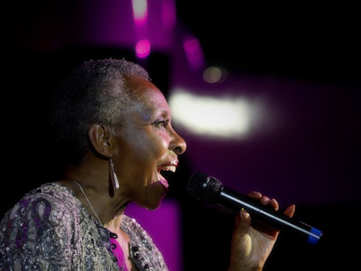 Elaine Delmar