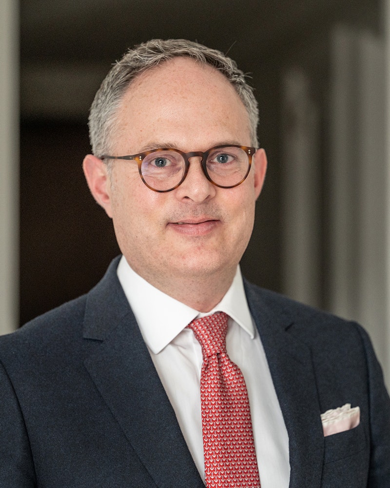 William, General Manager