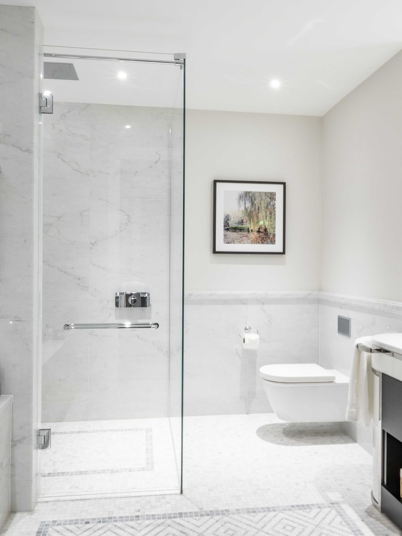 Bathroom, show apartment 408
