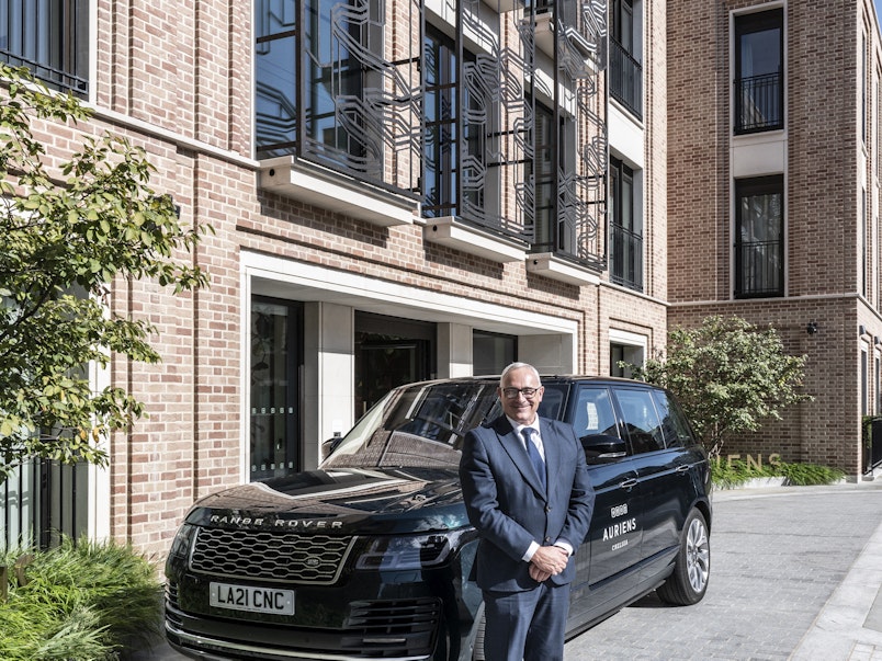 Chauffeur Neil and the Range Rover