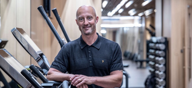 Gideon Remfry in the Auriens gym