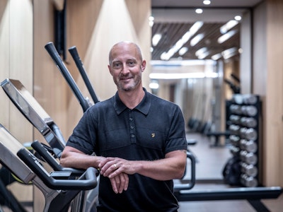 Gideon Remfry in the Auriens gym