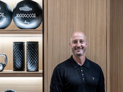 Gideon Remfry in the Auriens gym