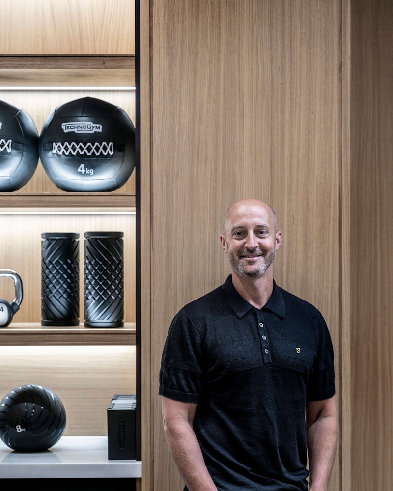 Gideon Remfry in the Auriens gym