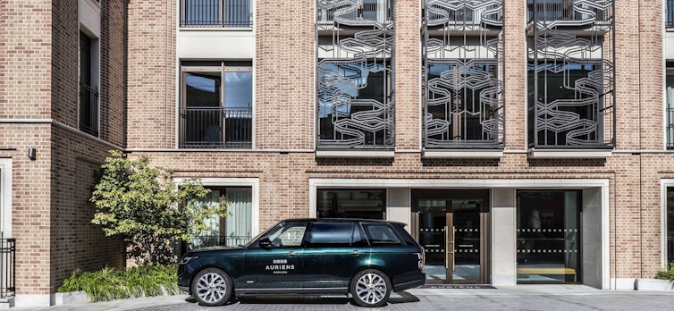 The house car outside Auriens Chelsea