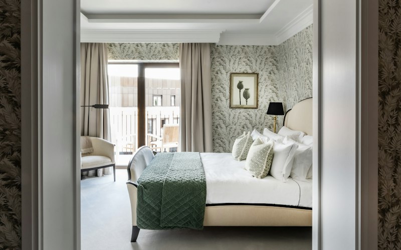 Auriens Chelsea bedroom view