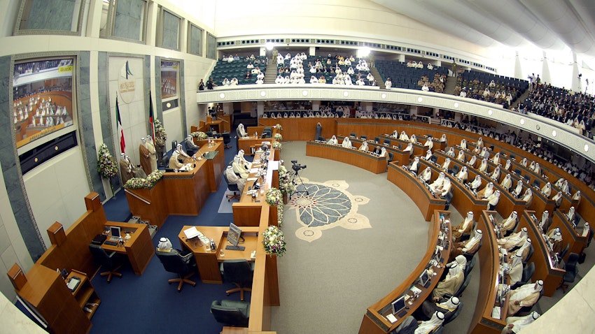 مجلس ملی کویت در طی مراسم افتتاح سال قانون‌گذاری جدید در شهر کویت، کویت. ۶ آبان ۱۳۹۳/ ۲۸ اکتبر ۲۰۱۴. (عکس از گتی ایمیجز)