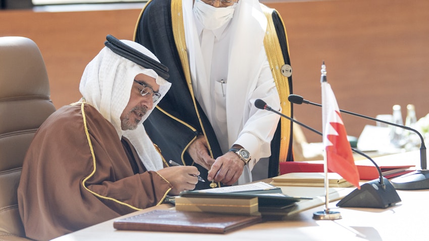 (ولي عهد البحرين يحضر قمة مجلس التعاون الخليجي الحادية والأربعين في مدينة العلا بالمملكة العربية السعودية، 15 يناير/كانون الثاني 2021 (الصورة عبر غيتي إيماجز)