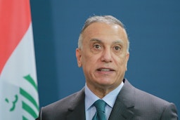 رئيس الوزراء العراقي مصطفى الكاظمي يتحدث في مؤتمر صحفي. برلين، 20 أكتوبر/ تشرين الأول 2020 (الصورة عبر غيتي إيماجز)