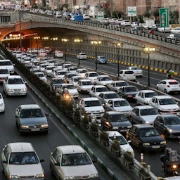 Cars stuck in traffic on Tehran's Navvab highway, on Jan. 16, 2020 (Photo via Etemad Online)