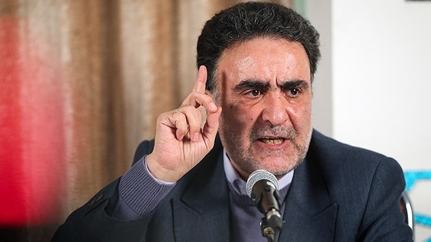مصطفى تاج زاده، أحد المرشحين الإصلاحيين الذي استبعد من الترشح للانتخابات الرئاسية الإيرانية مشاركًا في مناظرة في طهران في 23 يناير/كانون الثاني، 2019 (الصورة لفهد أحمدي عبر وكالة تسنيم للأنباء)