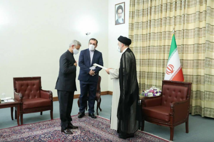 Iran's President Ebrahim Raisi (R) meets with India's External Affairs Minister Subrahmanyam Jaishankar in Tehran on July 7, 2021. (Photo via Raisi.ir)
