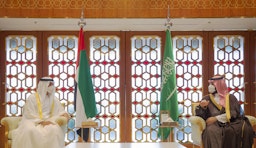 دیدار محمد بن زاید آل نهیان، ولیعهد ابوظبی، با محمد بن سلمان، ولیعهد سعودی؛ ریاض، ۲۸ تیر ۱۴۰۰/ ۱۹ ژوئیه ۲۰۲۱. (عکس از گتی ایمیجز)