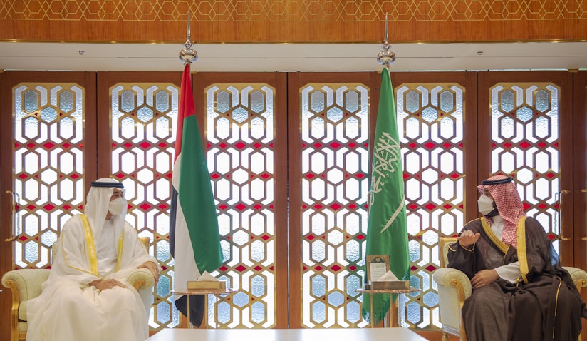 دیدار محمد بن زاید آل نهیان، ولیعهد ابوظبی، با محمد بن سلمان، ولیعهد سعودی؛ ریاض، ۲۸ تیر ۱۴۰۰/ ۱۹ ژوئیه ۲۰۲۱. (عکس از گتی ایمیجز)