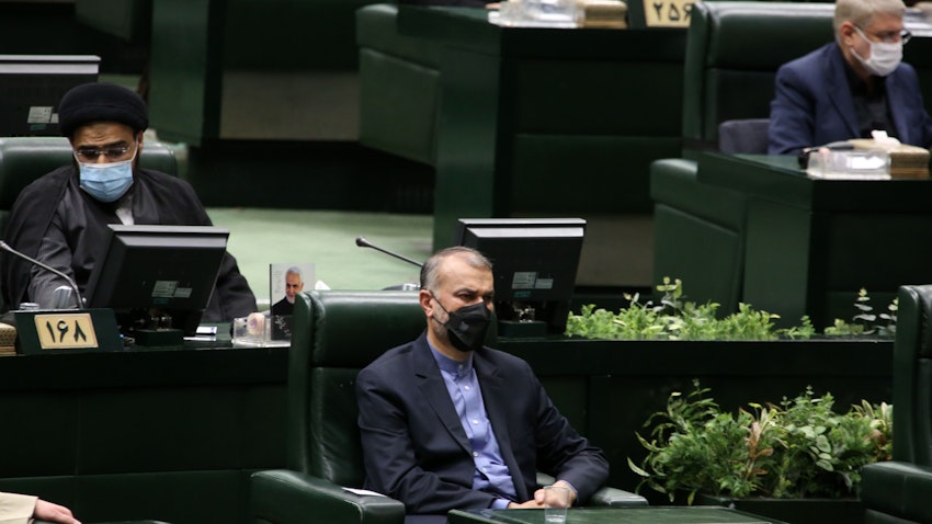 وزير الخارجية الإيراني حسين أمير عبد اللهيان في البرلمان الإيراني في 25 أغسطس/آب 2021 (الصورة عبر غيتي إيماجز)