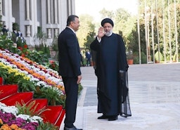 Iran's President Ebrahim Raisi (R) attending the Shanghai Cooperation Organization summit in Dushanbe, Tajikistan on Sept. 17, 2021. (Photo via the Iranian president's website)