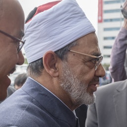 وصول إمام الأزهر أحمد محمد الطيب إلى المسجد المركزي في لشبونة في 15 مارس/آذار 2018 (الصورة عبر غيتي إيماجز)