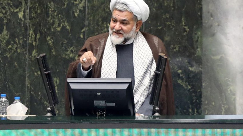حسن نوروزی، نماینده‌ی مجلس ایران، در حال صحبت در صحن علنی مجلس؛ تهران، ۱۷ مرداد ۱۴۰۰/ ۸ اوت ۲۰۲۱. (عکس از گتی ایمیجز)