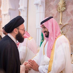 Mohammad Ali Husseini (R) greets Saudi Arabia's Crown Prince Mohammed bin Salman (L). (Source: sayidelhusseini/Twitter)