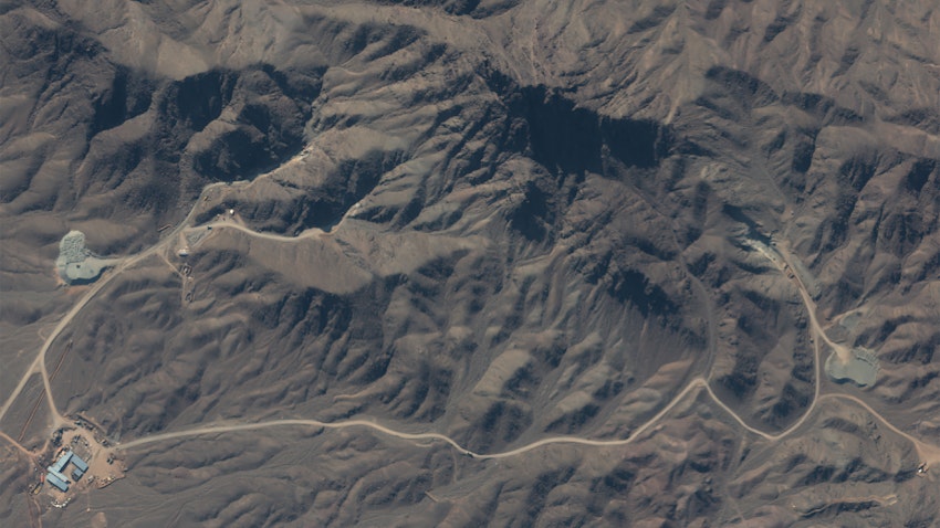 منطقه‌ی مربوط به کارخانه‌ی مونتاژ سانتریفیوژ پیشرفته‌ی زیرزمینی در تأسیسات هسته‌ای نطنز؛ ۱۶ دی ۱۳۹۹. (تصویر ماهواره‌ای ۲۰۱۹ از شرکت مکسار/ گتی ایمجیز)