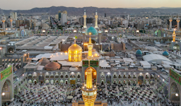 مقام علي الرضا في مشهد، شمال شرق إيران، 20 يونيو/حزيران 2021 (الصورة عبر موقع العتبة الرضوية)