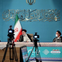 الرئيس الإيراني إبراهيم رئيسي يترأس جلسة لمجلس الوزراء في طهران، إيران. 11 أبريل/نيسان 2022 (الصورة عبر إيران برس)