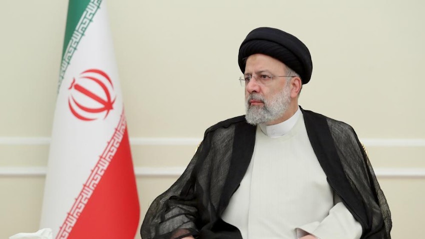 ابراهیم رئیسی، رئیس‌جمهور ایران در یک ملاقات؛ تهران، ایران، ۳۱ تیر ۱۴۰۱. (عکس از وبسایت رئیس‌جمهور ایران)
