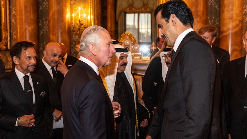 أمير قطر يحضر حفل استقبال أقامه الملك تشارلز الثالث في قصر باكنغهام في 18 سبتمبر/أيلول 2022 في لندن، المملكة المتحدة. (صورة منشورة عبر الديوان الأميري القطري)