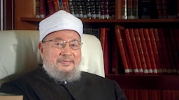 الباحث السني المصري الراحل يوسف القرضاوي. (الصورة عبر صفحة القرضاوي على تويتر)