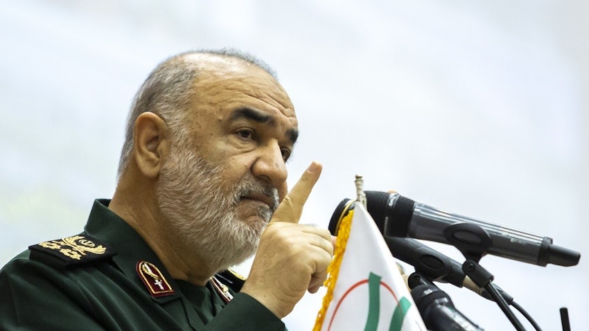 اللواء حسين سلامي يتحدث في اجتماع بالفرع المركزي لجامعة آزاد الإسلامية في طهران، إيران. 13 أكتوبر/تشرين الأول 2022 (الصورة عبر وكالة أنباء فارس)
