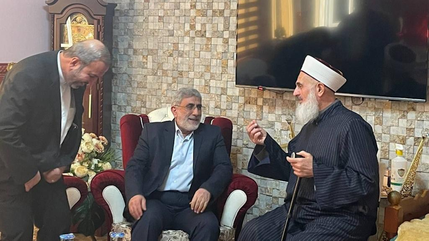 IRGC Quds Force commander Esmail Qa’ani meeting with Sunni cleric Mahdi Al-Sumaidaie in Baghdad, Iraq on Nov. 18, 2022. (Photo via social media)