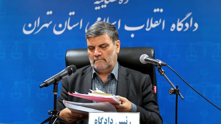 ابوالقاسم صلواتی، در حال ریاست دادگاه محاکمه‌ی یک بانکدار سابق؛ تهران، ایران، ۳ دی ۱۳۹۷. (عکس از ایرنا)