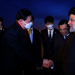 ورود ابراهیم رئیسی، رئیس‌جمهور ایران به پکن، چین؛ ۲۵ بهمن  ۱۴۰۱. (عکس از وبسایت ریاست‌جمهوری ایران)