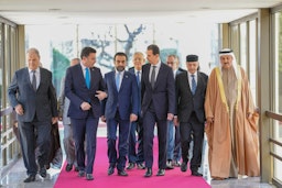 رئيس مجلس النواب العراقي محمد الحلبوسي يترأس وفدا عربيا رفيع المستوى للقاء الرئيس السوري بشار الأسد في دمشق في 26 فبراير/شباط 2023. (المصدر: المكتب الإعلامي لرئيس مجلس النواب عبر تويتر)