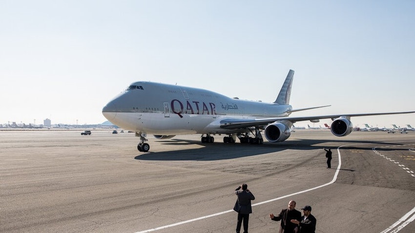 ورود یک هواپیمای قطر ایرویز به فرودگاه امام خمینی؛ تهران، ایران، ۲۲ دی ۱۳۹۸. (عکس از ایسنا)