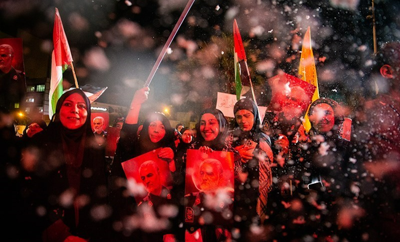 متظاهرون مؤيدون للفلسطينيين يحتشدون في طهران، إيران، في 7 أكتوبر/ تشرين الأول 2023. (الصورة عبر وكالة تسنيم الإخبارية)