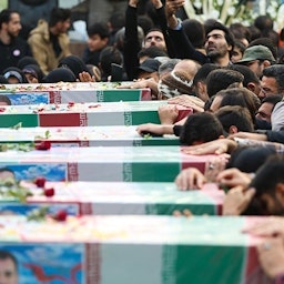 مراسم تشییع پیکر نیروهای ایرانی کشته‌شده در سوریه، که به تازگی شناسایی شده‌اند؛ تهران، ایران، ۱۱ آذر ۱۴۰۲. (عکس از خبرگزاری تسنیم)