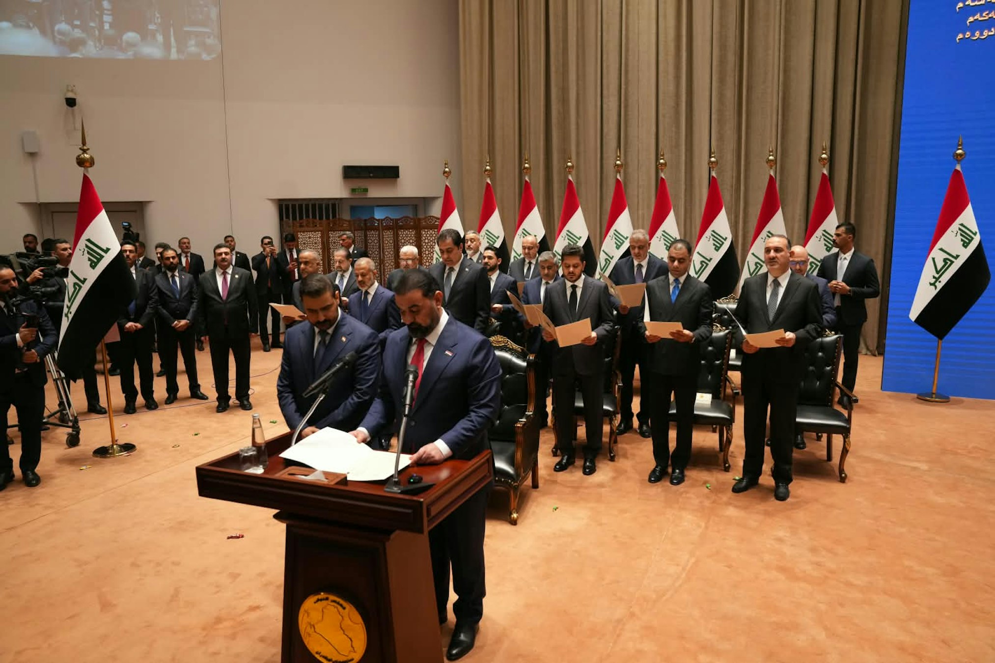 Cabinet vote in Iraq sees Shiite armed factions retain sway in government