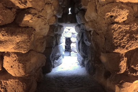 Besuch der Nuraghe Besuch der Nuraghe