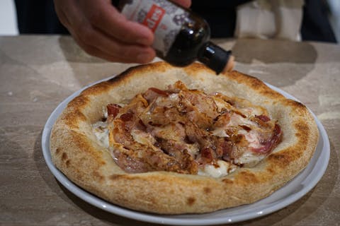 Pizza e condimenti