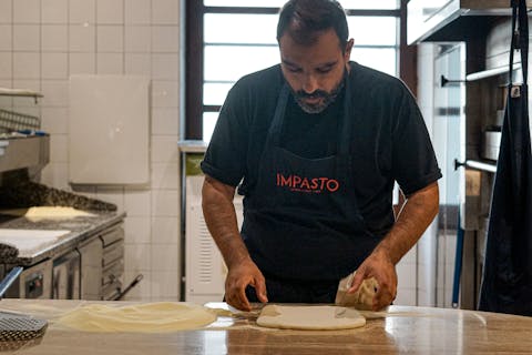 Davide Bonu a lavoro
